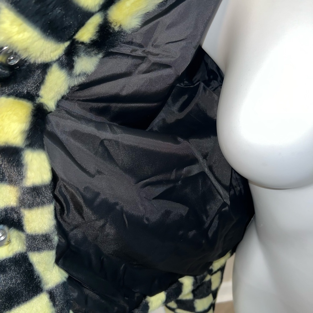 Dolls Kill x Girlfriend Material Fur Jacket - Picture 4 of 5